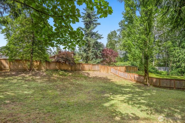 11828 NE 103rd Place, Kirkland, WA 98033