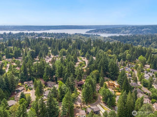 11828 NE 103rd Place, Kirkland, WA 98033