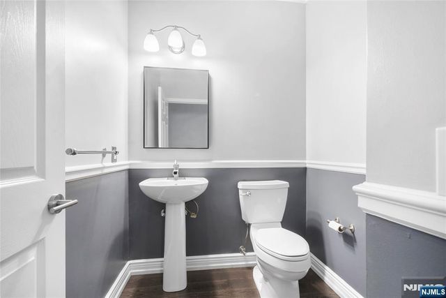 338 Oswego Court, West New York, NJ 07093
