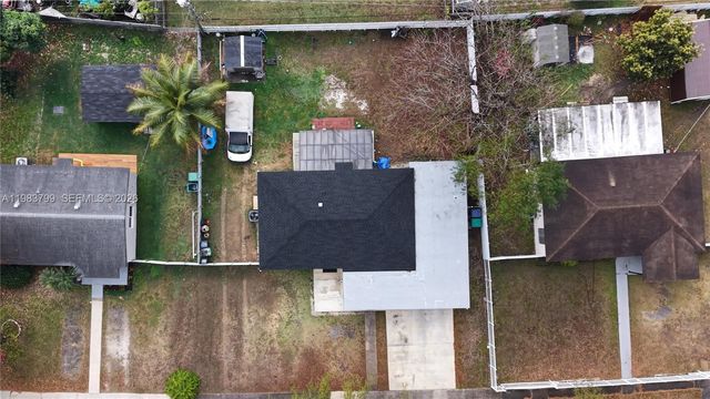 14580 Harrison St, Miami, FL 33176