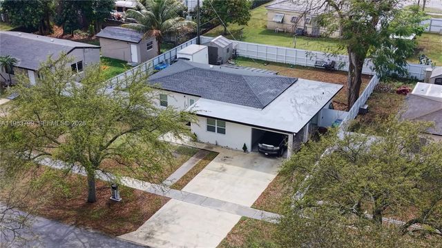 14580 Harrison St, Miami, FL 33176