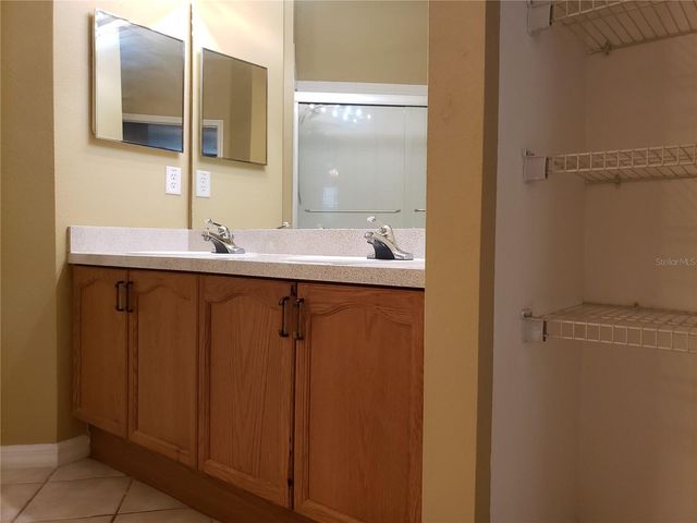 3658 OAKDALE CIRCLE 100, Oviedo, FL 32765