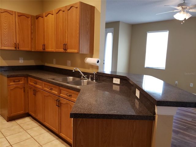 3658 OAKDALE CIRCLE 100, Oviedo, FL 32765