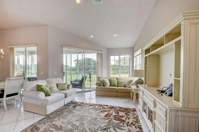 10220 Andover Coach Circle H2, Lake Worth, FL 33449