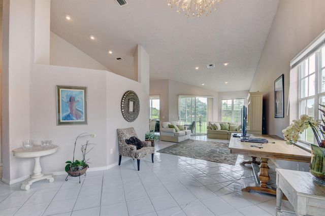 10220 Andover Coach Circle H2, Lake Worth, FL 33449