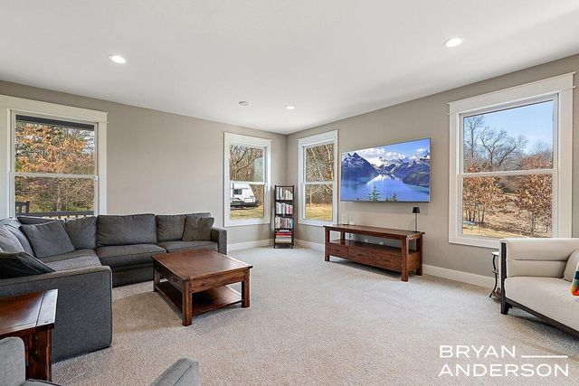 6522 Skyridge Drive NE, Belmont, MI 49306