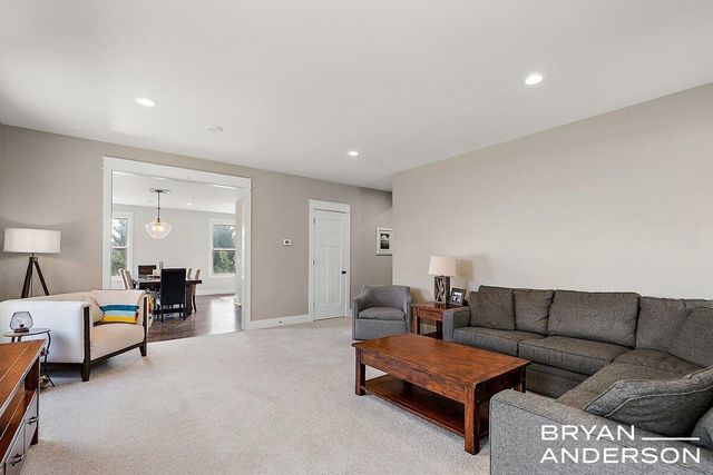 6522 Skyridge Drive NE, Belmont, MI 49306