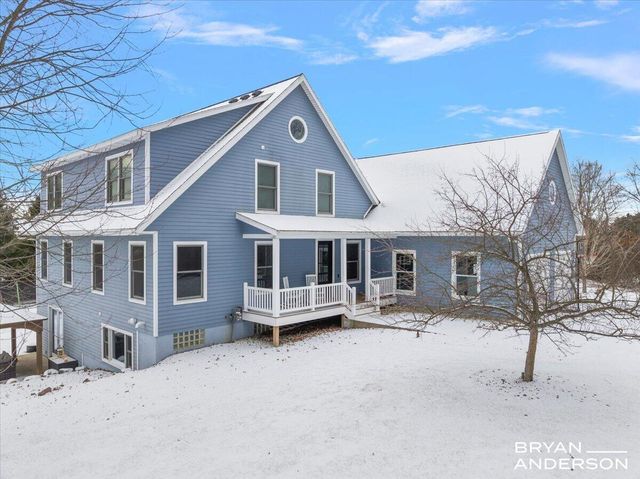 6522 Skyridge Drive NE, Belmont, MI 49306