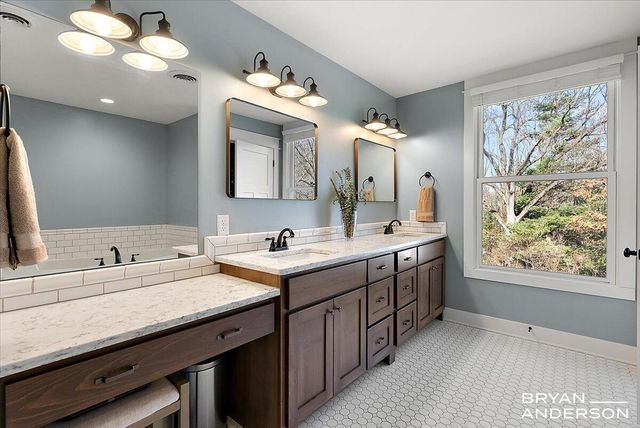 6522 Skyridge Drive NE, Belmont, MI 49306