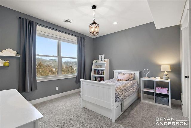 6522 Skyridge Drive NE, Belmont, MI 49306