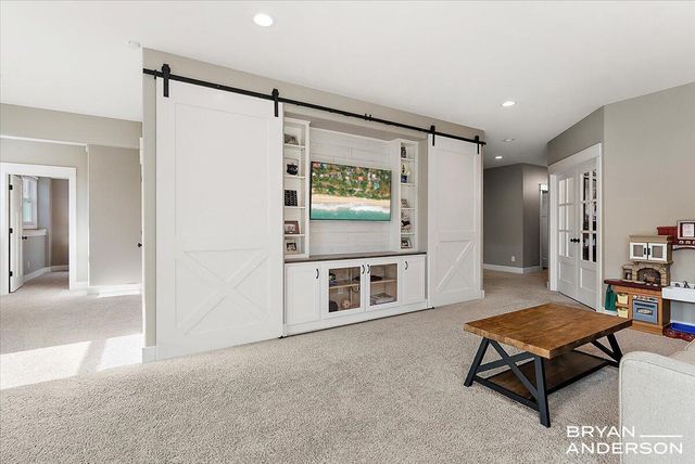 6522 Skyridge Drive NE, Belmont, MI 49306