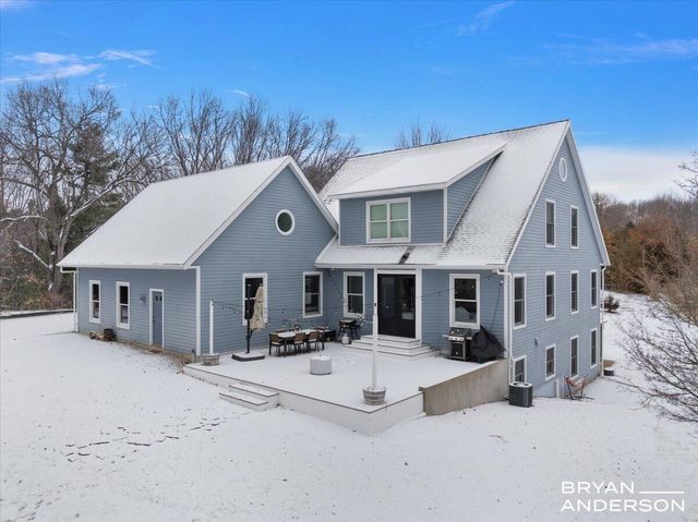 6522 Skyridge Drive NE, Belmont, MI 49306