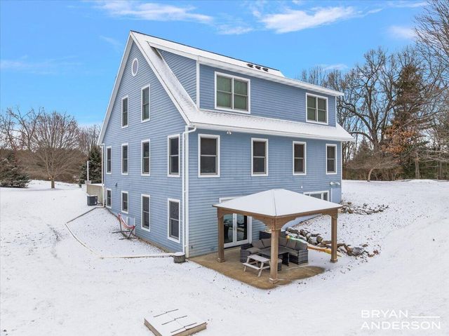 6522 Skyridge Drive NE, Belmont, MI 49306