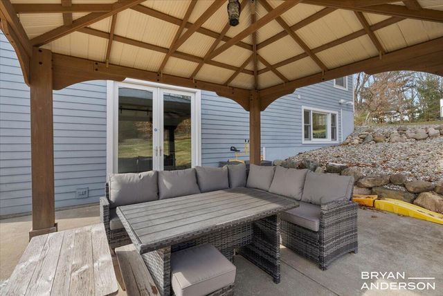 6522 Skyridge Drive NE, Belmont, MI 49306