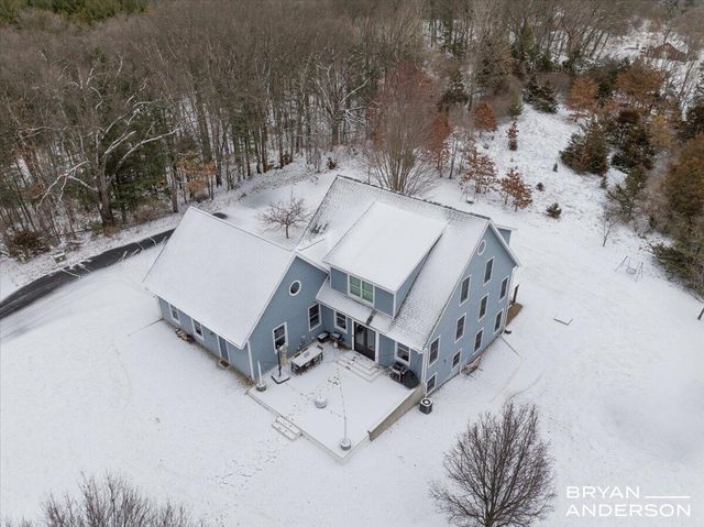 6522 Skyridge Drive NE, Belmont, MI 49306