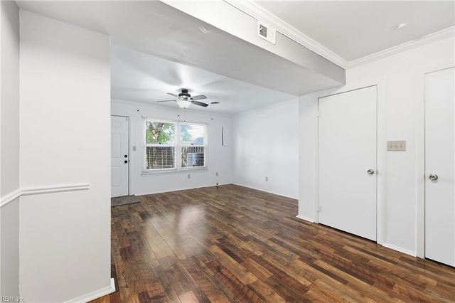 1529 Darren CIR, Portsmouth, VA 23701