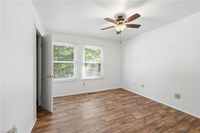 1529 Darren CIR, Portsmouth, VA 23701