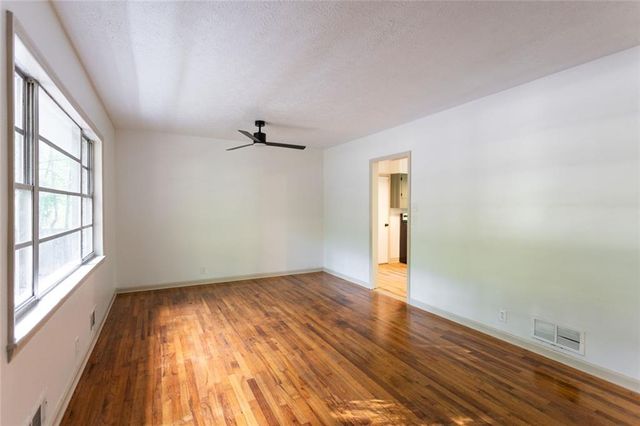 1431 S Broad Street, Monroe, GA 30655