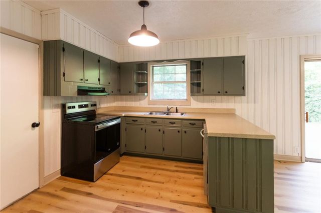 1431 S Broad Street, Monroe, GA 30655
