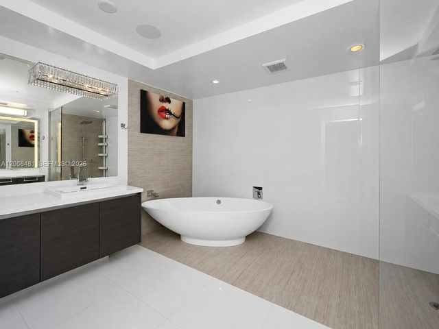 300 Sunny Isles Blvd 4-802, Sunny Isles Beach, FL 33160