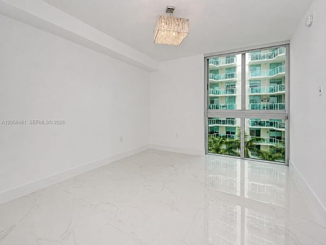 300 Sunny Isles Blvd 4-802, Sunny Isles Beach, FL 33160