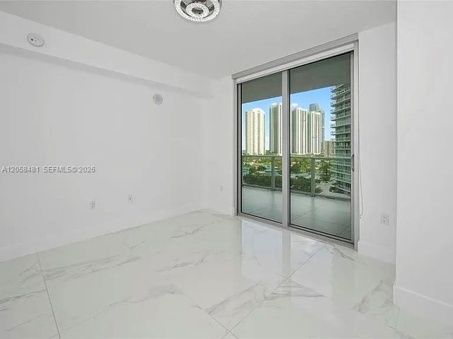 300 Sunny Isles Blvd 4-802, Sunny Isles Beach, FL 33160