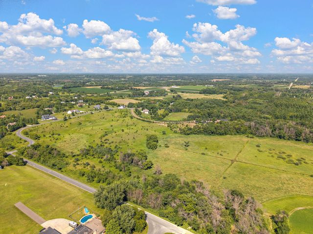 2786 44th Street W, Webster, MN 55088