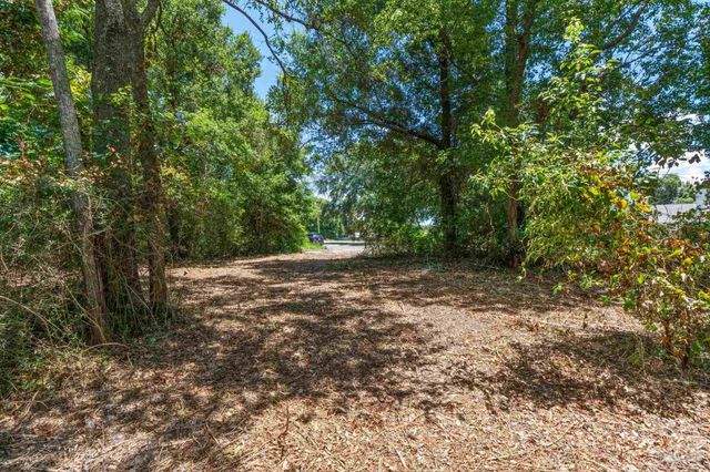 10950 Lillian Hwy, Pensacola, FL 32506