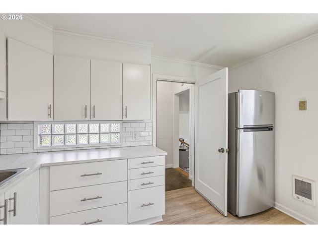 536 28TH Ave, Longview, WA 98632