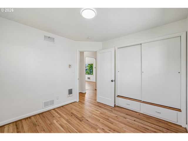 536 28TH Ave, Longview, WA 98632