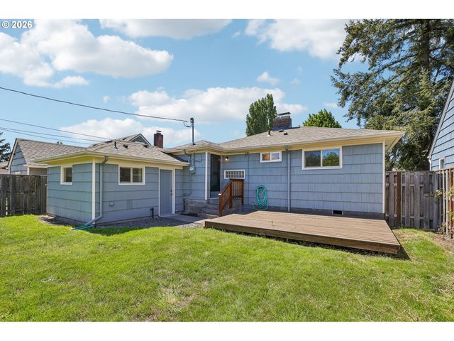 536 28TH Ave, Longview, WA 98632