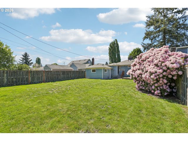 536 28TH Ave, Longview, WA 98632