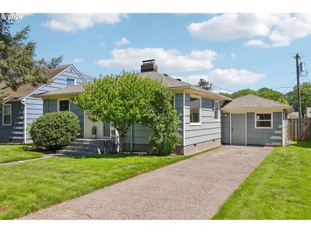 536 28TH Ave, Longview, WA 98632