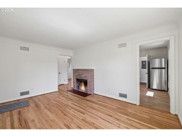 536 28TH Ave, Longview, WA 98632