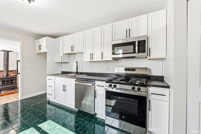 809 Meridian Street, Mishawaka, IN 46544