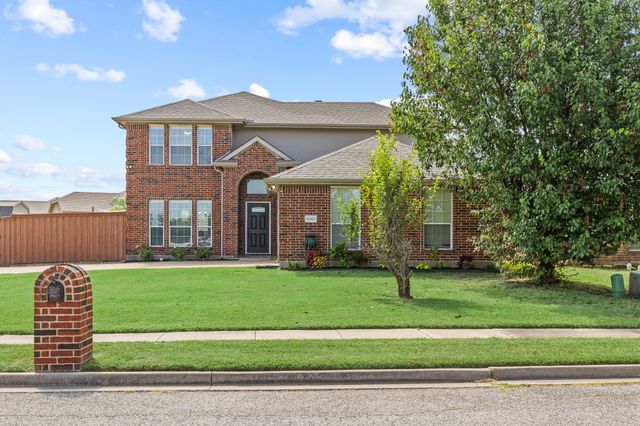 6501 Rienzi Drive, Greenville, TX 75402