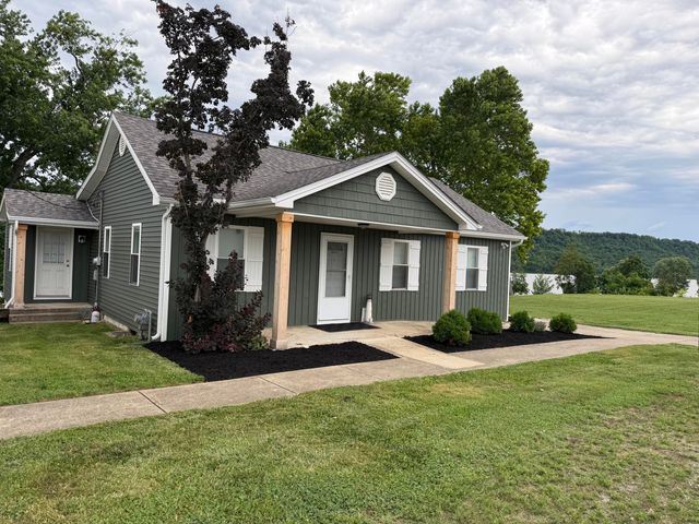311 E High Street, Warsaw, KY 41095