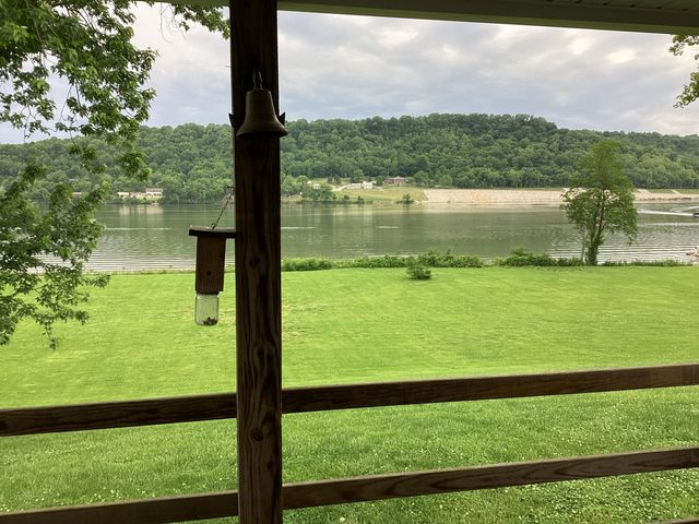 311 E High Street, Warsaw, KY 41095
