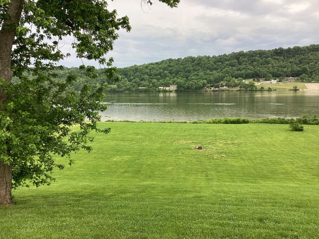 311 E High Street, Warsaw, KY 41095
