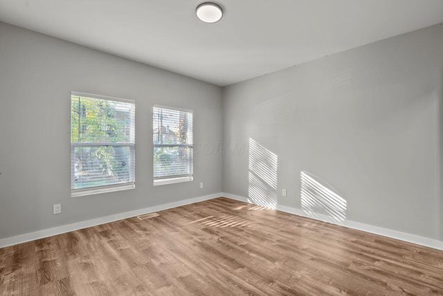 437-439 St Clair Avenue, Columbus, OH 43203