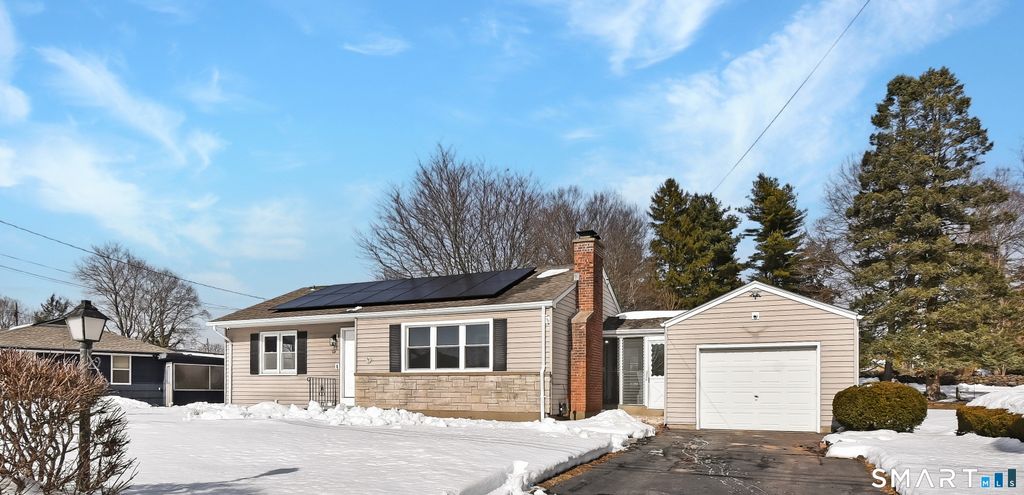 129 Valley View Drive, Meriden, CT 06450