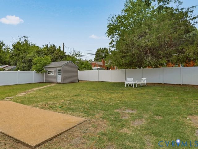 21 Monterey Ave, Sandston, VA 23150