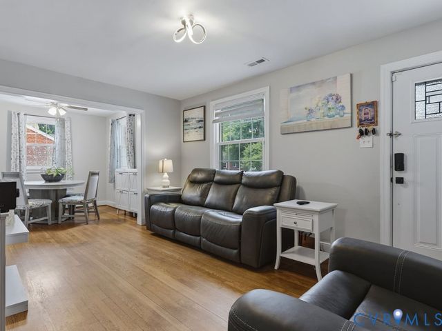 21 Monterey Ave, Sandston, VA 23150
