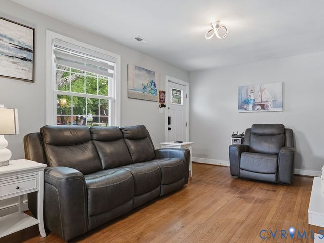 21 Monterey Ave, Sandston, VA 23150