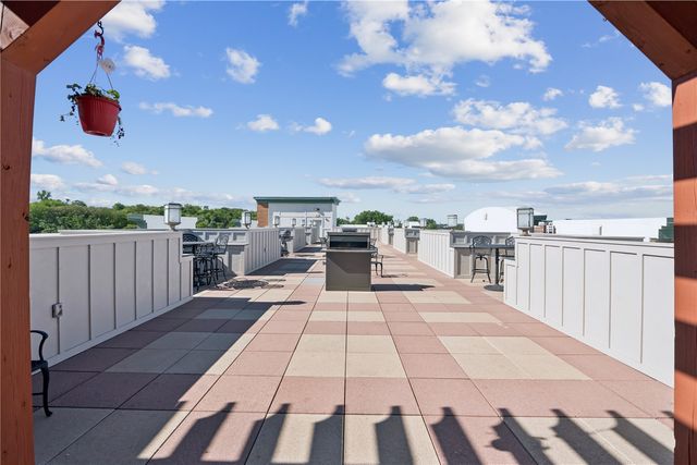 843 Quarry Road 318, Coralville, IA 52241