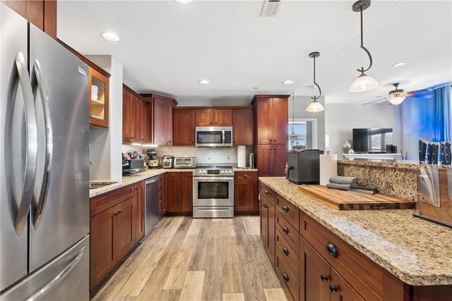 843 Quarry Road 318, Coralville, IA 52241