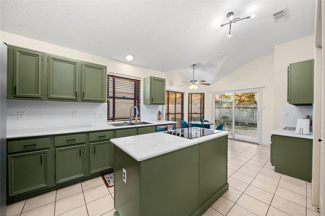 12635 Ashford Chase Drive, Houston, TX 77082
