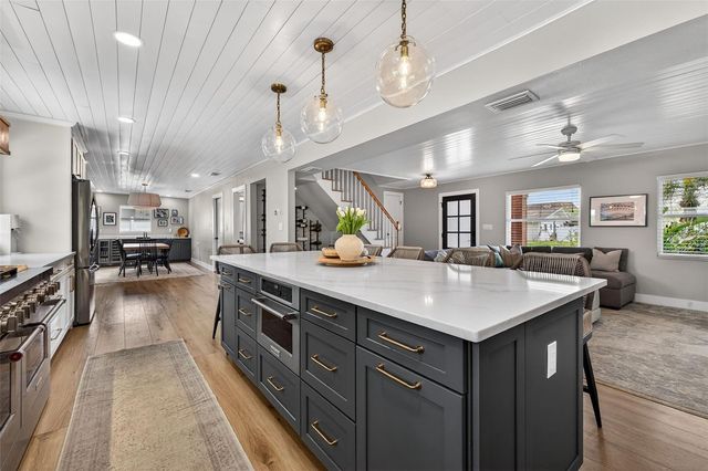 4626 BAY CREST DRIVE, Tampa, FL 33615