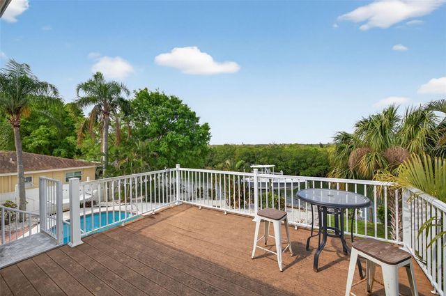 4626 BAY CREST DRIVE, Tampa, FL 33615