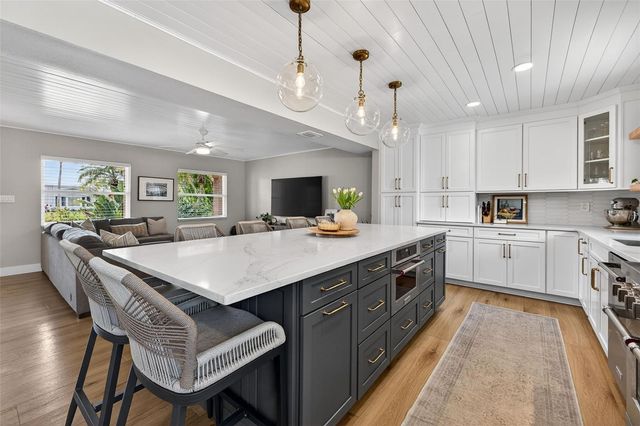 4626 BAY CREST DRIVE, Tampa, FL 33615